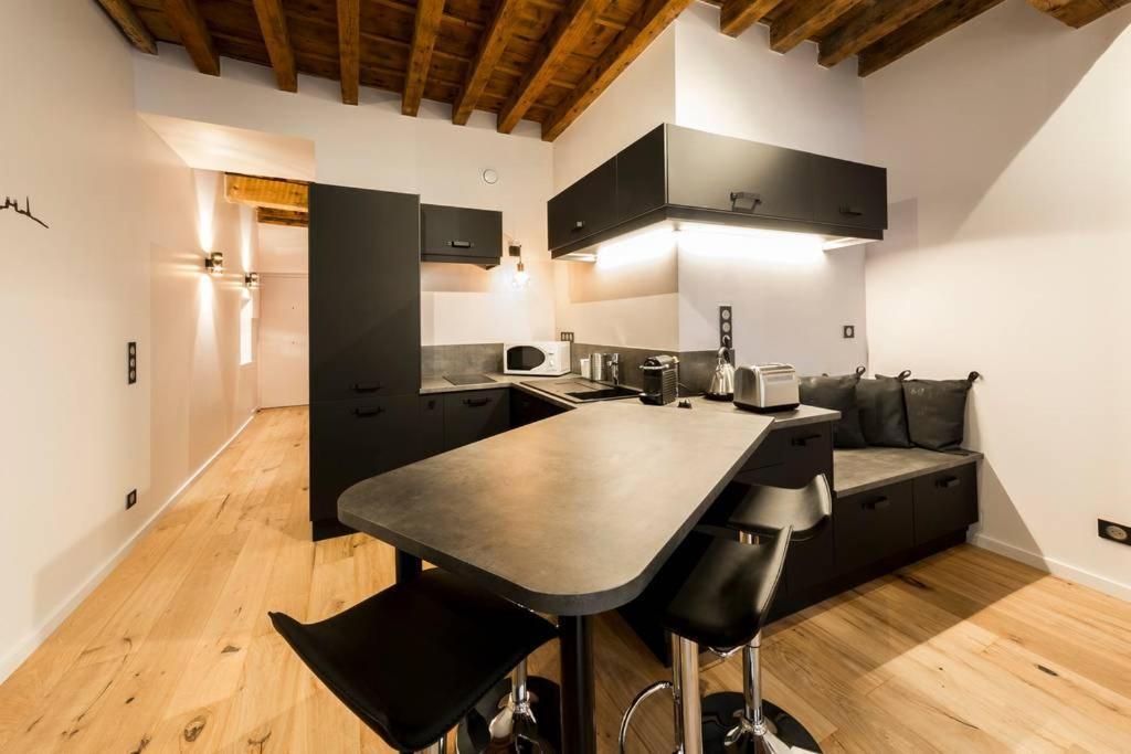 Beau Bijou Au Coeur Du Vieux Lyon Ail Apartment Exterior photo